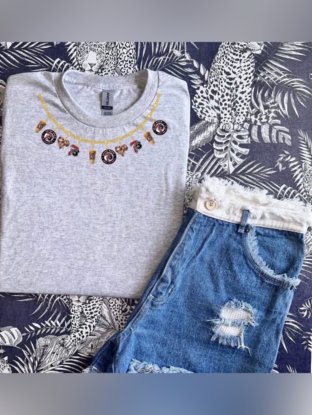 Brand new necklace unisex T-shirt seven brew coffee